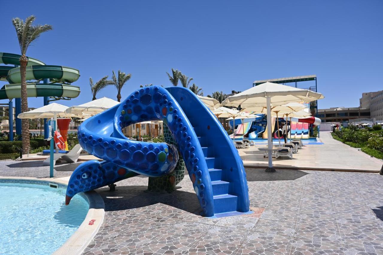 Hotel Riviera Aqua Park 4*