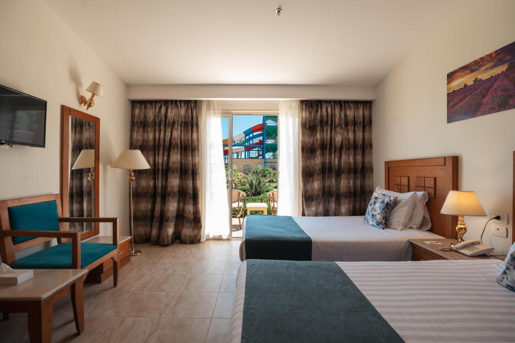Hotel Riviera Aqua Park 4*